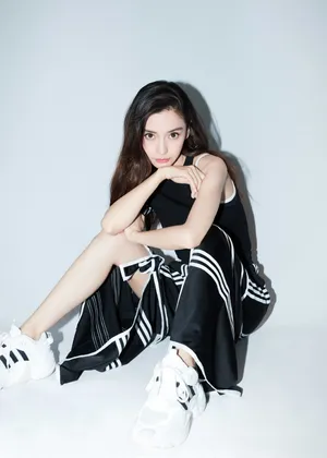angelababy简约率性写真图片_3