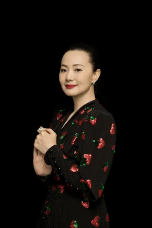 咏梅上海电影节闭幕式写真图片_7