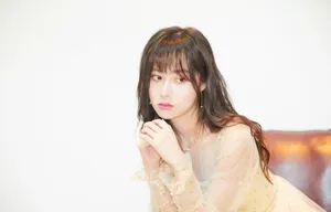 曹曦月优雅甜美写真图片_2