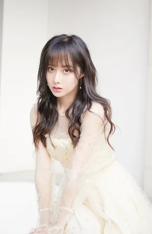 曹曦月优雅甜美写真图片_3