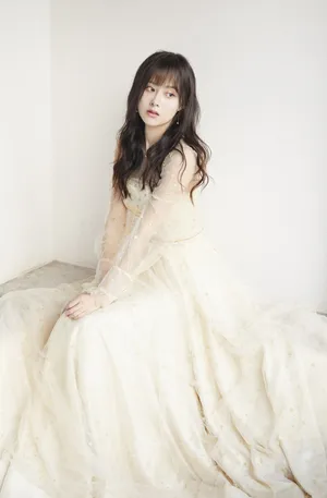 曹曦月优雅甜美写真图片_5