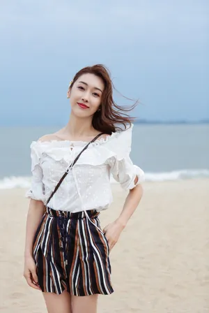 宣璐清爽甜美海边写真图片_2