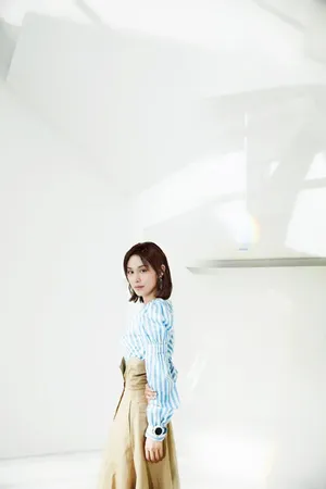 韩丹彤时尚干练写真图片_4