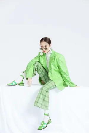 曹曦月摩登性感写真图片_3