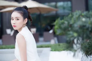 郑合惠子甜美养眼写真图片