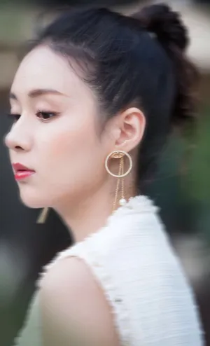 郑合惠子甜美养眼写真图片_5