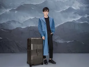 易烊千玺唯美广告代言写真图片_1