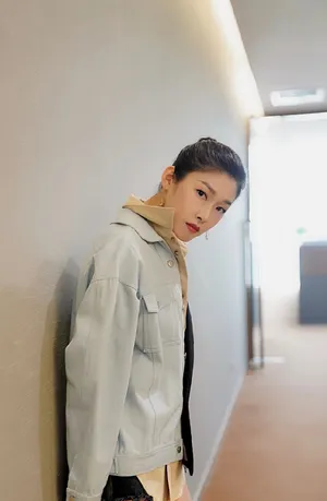 王双清爽利落活动写真图片_2