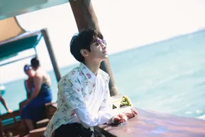 罗云熙休闲帅气夏日写真图片_7