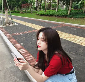 鞠婧祎白皙养眼自拍照图片_4