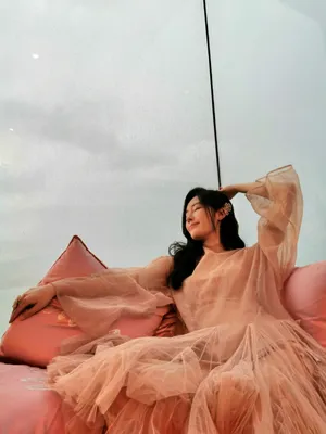 汤晶媚粉裙甜美写真图片_7
