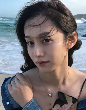 陆妍淇优雅海边写真图片_1