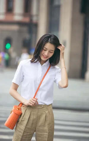 彭杨清新休闲时尚街拍图片_2