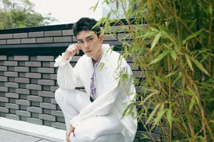 吴磊纯白帅气写真图片_2