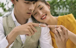 吴倩张雨剑甜蜜养眼写真图片_2