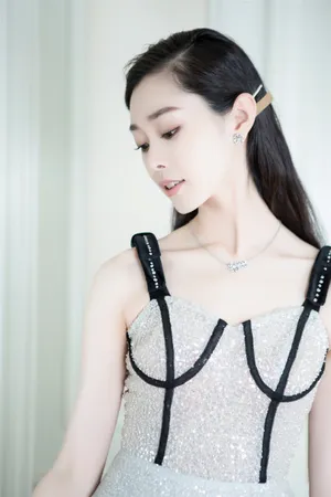 宋轶性感优雅写真图片