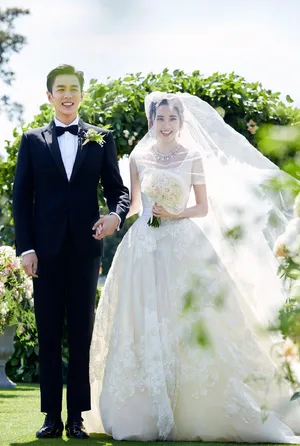 张若昀唐艺昕唯美浪漫婚礼图片