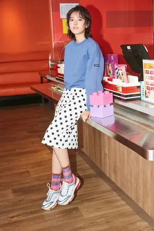 赵今麦灵动少女风写真图片