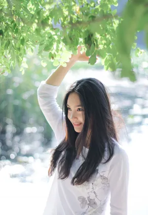 王可如清爽甜美户外写真_6