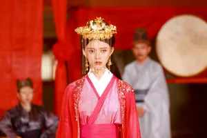林允古装优雅动人写真图片_6
