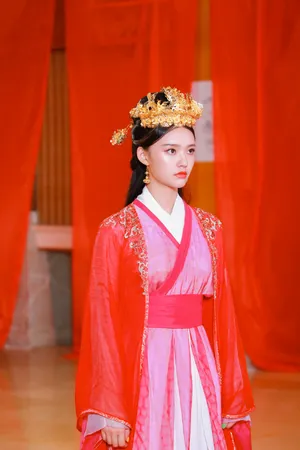 林允古装优雅动人写真图片_7