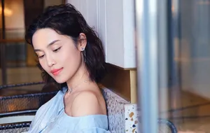 韩丹彤性感露肩写真图片_7