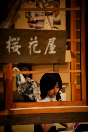 张子枫清新文艺写真图片