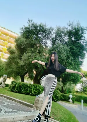 汤晶媚夏日清秀写真图片_8