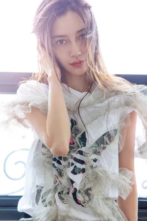 angelababy清新养眼写真图片