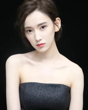 李沐宸性感优雅写真图片_5