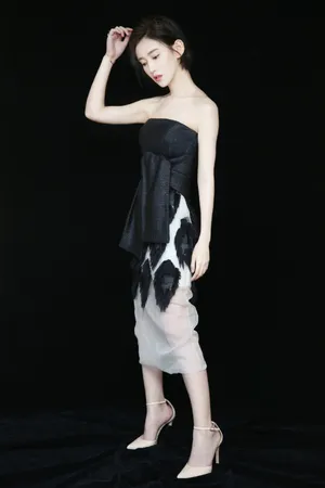 李沐宸性感优雅写真图片_7