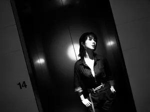 杨紫黑白光影写真图片_2