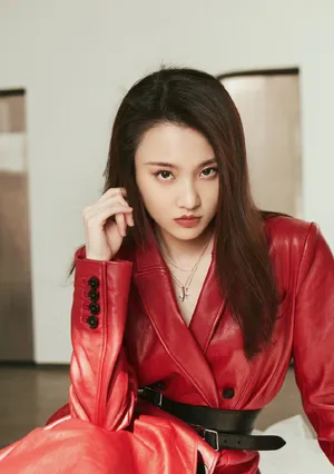 张慧雯性感美艳街拍图片_5