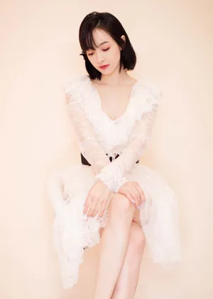 宋茜粉色甜美写真图片_3