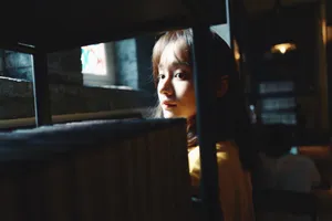 陆妍淇清新文艺图片_6