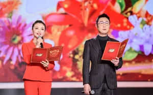 孙茜百花迎春甜美活动照图片_5