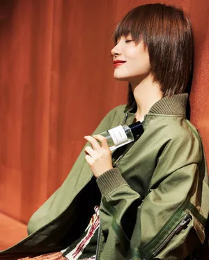 王子文恬淡娴雅写真图片_2
