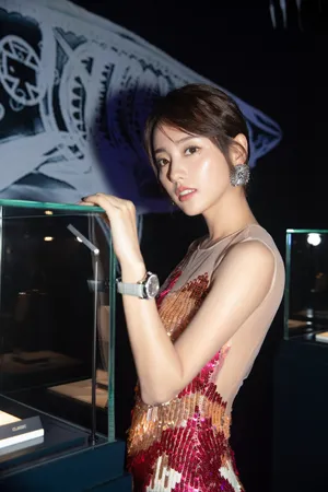 张嘉倪性感优雅活动图片_2