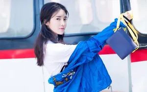 张璇甜美写真图片_1