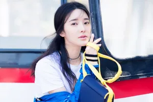 张璇甜美写真图片_5