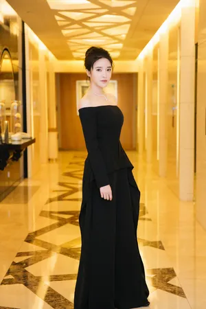 张璇性感优雅写真图片_3