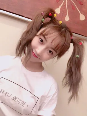 宣璐双马尾俏皮甜美图片_6