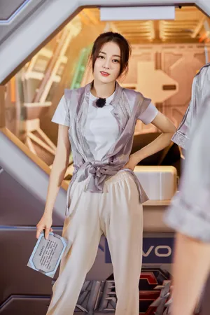 迪丽热巴《极限挑战》硬核图片_13