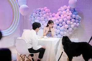 金晨《天天向上》微甜图片_1