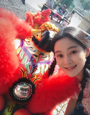王媛可清新俏皮图片