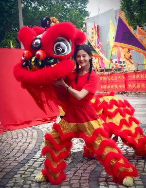 王媛可清新俏皮图片_2