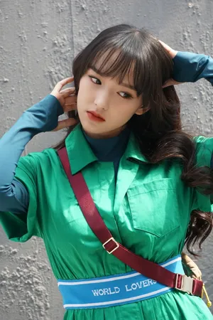 程潇清新甜美居家图片_6