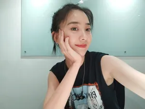 朱颜曼滋清新自拍图片_1