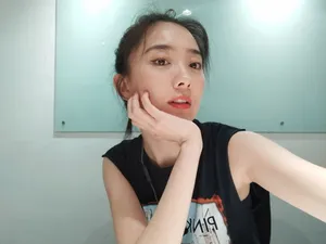 朱颜曼滋清新自拍图片_2