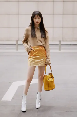 欧阳娜娜时髦养眼街拍图片_1